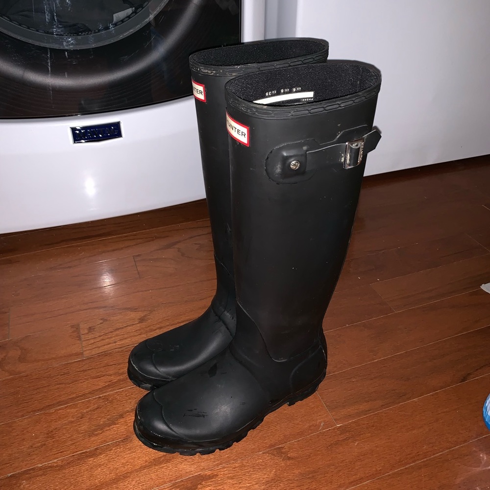 Matte Hunter boots